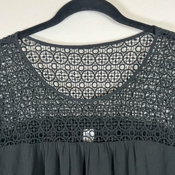 Gap Women's Crochet Yoke Shift Dress Black 3/4 Sleeve Lined Round Neck Pleats XL - Picture 3 of 9